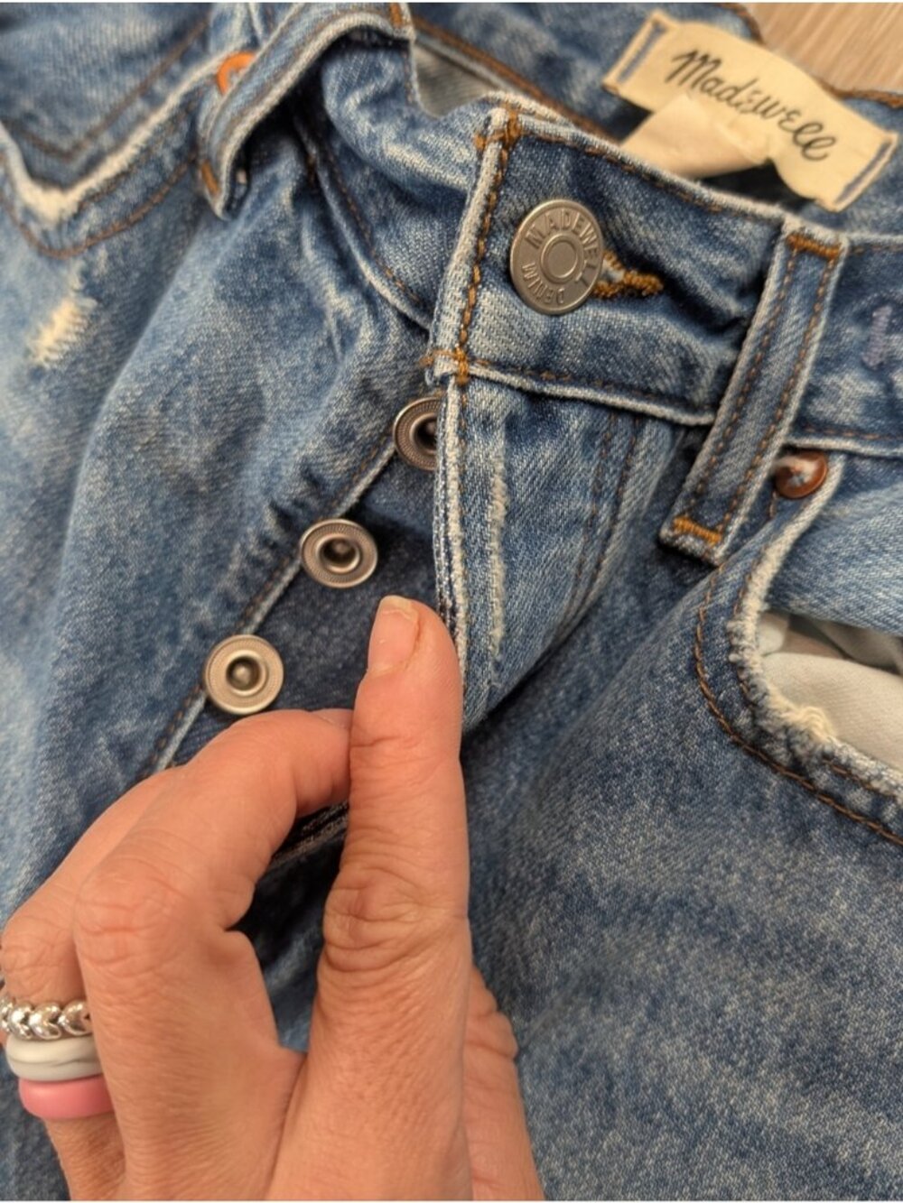 Madewell Low Slung  baggy  Denim Jeans - Picture 4 of 10
